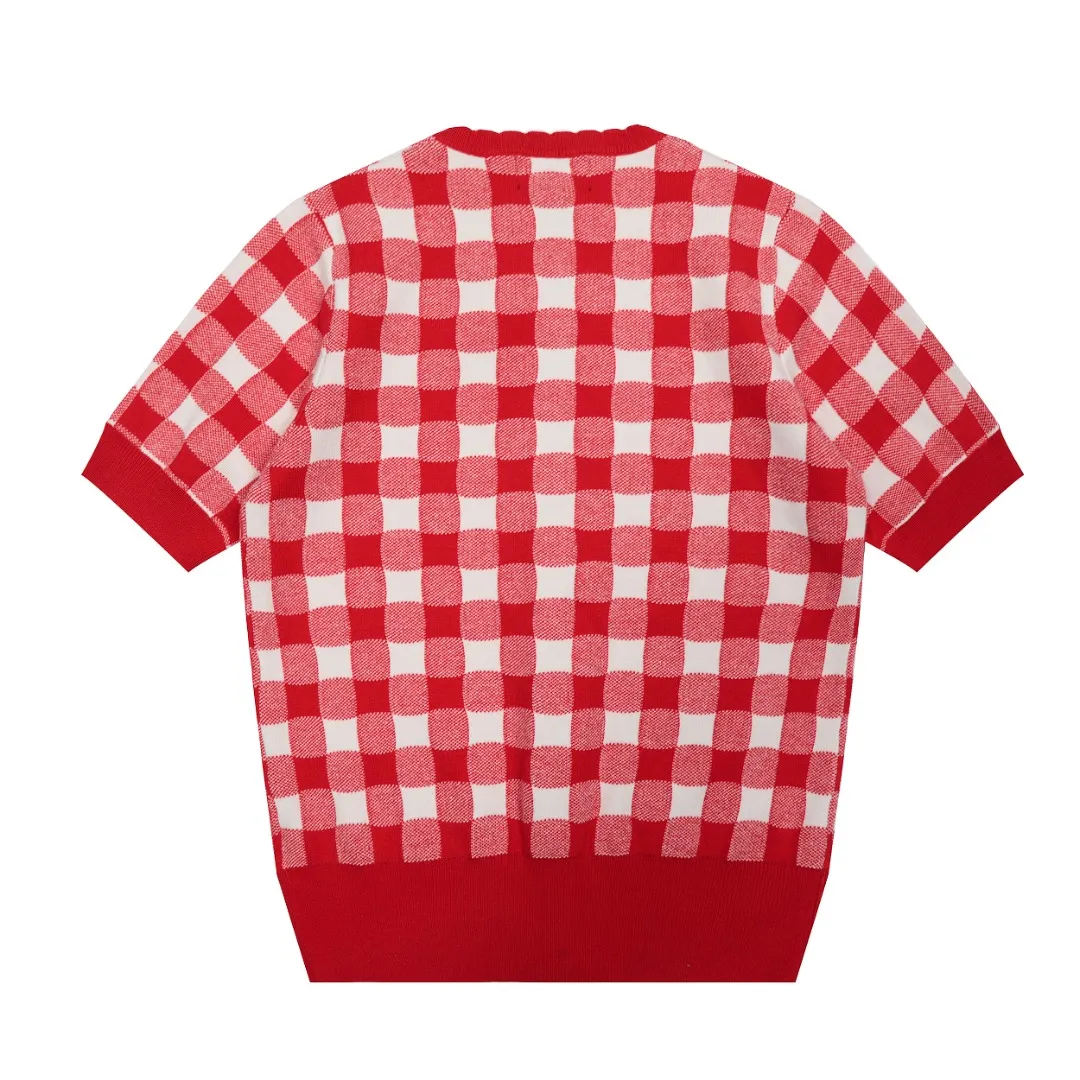 P166 💰 "Top quality" Style number: DS115# (on sale all year round) [Ralph Lauren plaid jacquard basic pony embroidered logo knitted cardigan short-sleeved] ✅Ralph Lauren all-match goddess style plain plaid knitted cardigan short-sleeved for all seasons ✅Main provider of platform live broadcast Wholesale entities ✅ZP quality 1:1 version Scan the code to enter the GF website Counter quality ✅Detailed quality The only one in Guangzhou Imported quality cotton yarn, focusing on high-end, cost-effective, good quality needless to say ✅The version restores the original version, loose, comfortable and stress-free, simple is high-end, classic is eternal, ✅The upper body is simple and easy to match, a must-have for goddess ootd. Good-looking clothes are never picky. A must-have in the goddess' wardrobe. Size: S-L Color: Navy Gray Yellow Pink Light Blue Red